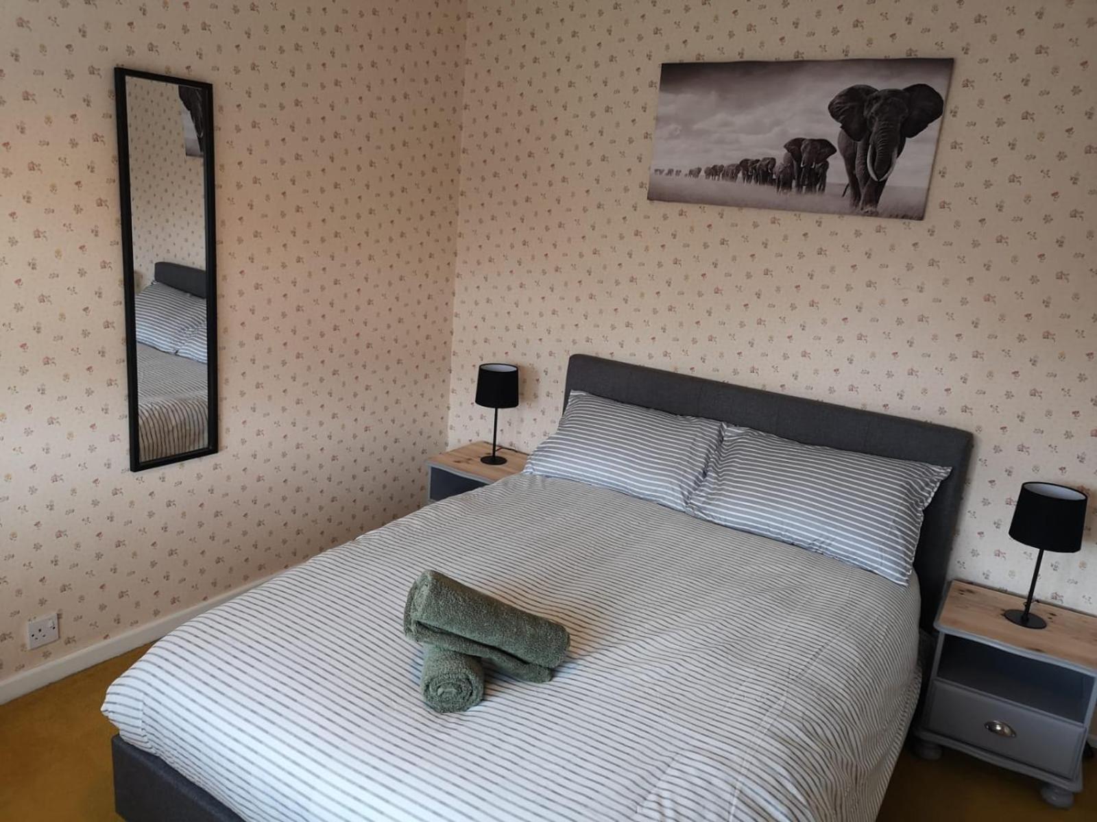 Mossbank House Luton Airport 호텔 외부 사진