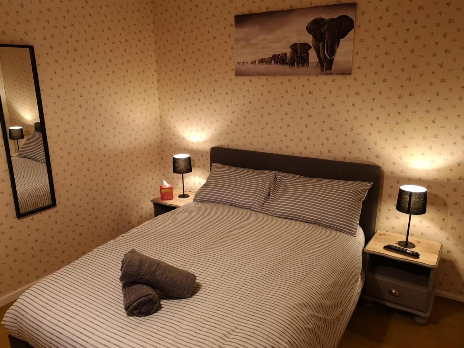 Mossbank House Luton Airport 호텔 외부 사진